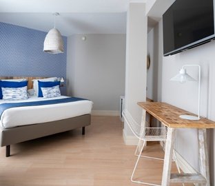 Habitación estándar  Vincci Puertochico Santander