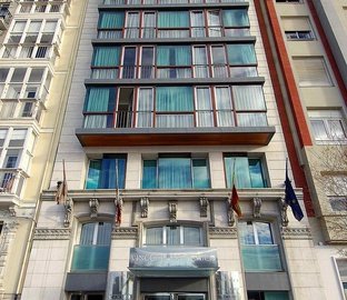 Fachada  Vincci Puertochico Santander
