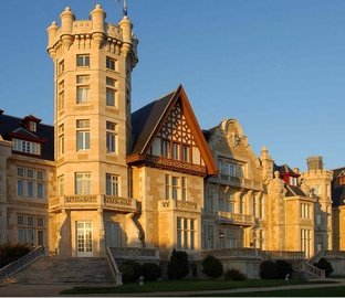 Palacio de la Magdalena  Vincci Puertochico Santander