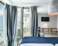 Habitación Doble Vista Mar con Terraza Vincci Puertochico 4* Santander Habitación Doble Vista Mar con Terraza Vincci Puertochico 4* Santander