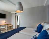 Habitación Doble Vista Mar con Terraza Vincci Puertochico 4* Santander Habitación Doble Vista Mar con Terraza Vincci Puertochico 4* Santander