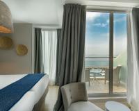 Habitación Doble Vista Mar con Terraza Vincci Puertochico 4* Santander Habitación Doble Vista Mar con Terraza Vincci Puertochico 4* Santander