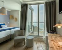 Habitación Doble Vista Mar con Terraza Vincci Puertochico 4* Santander Habitación Doble Vista Mar con Terraza Vincci Puertochico 4* Santander