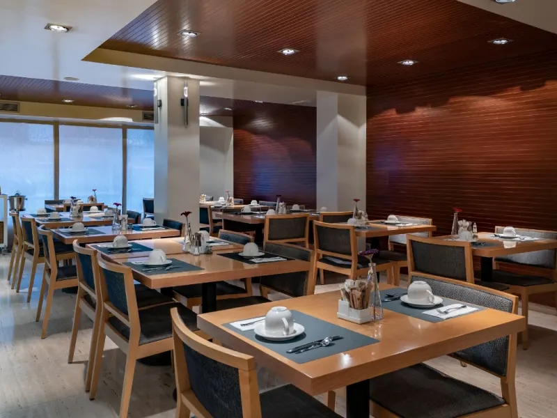 Desayuno Vincci Puertochico 4* Santander Desayuno Vincci Puertochico 4* Santander